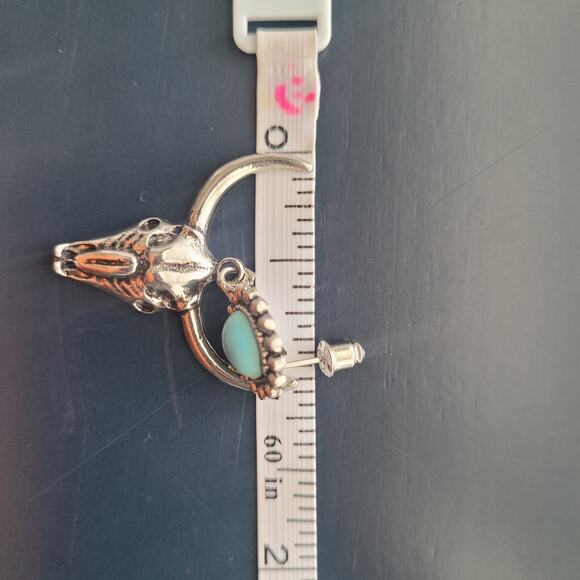 Bullhead Synthetic Turquoise Dangle Earrings Western Boho Rodeo - Picture 4 of 4